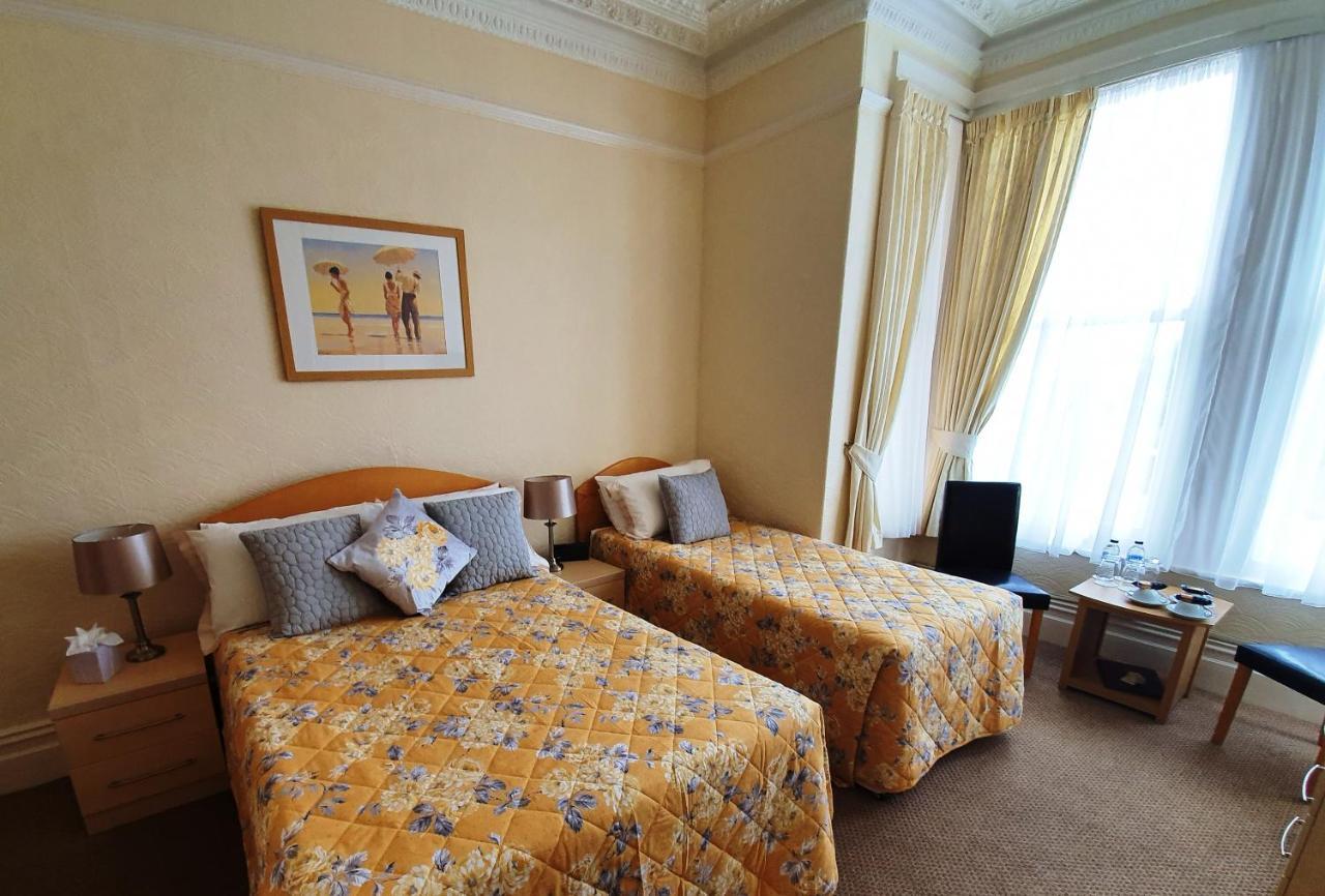 Cleve Court Hotel Paignton Δωμάτιο φωτογραφία